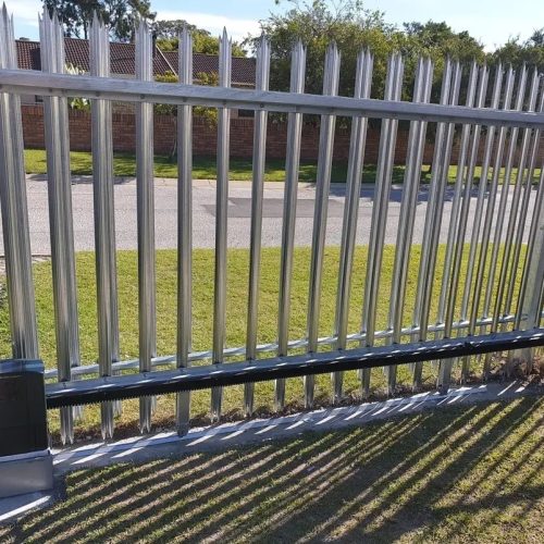 Gate